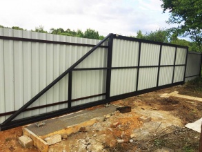 Откатные ворота с ручным управлением - пример 1 фото в Княгинино