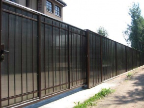 Сварные заборы с поликарбонатом 10 метров фото в Княгинино