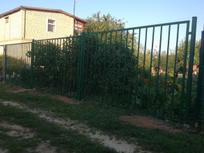 Сварные заборы с забивными столбами  80 метров фото в Княгинино